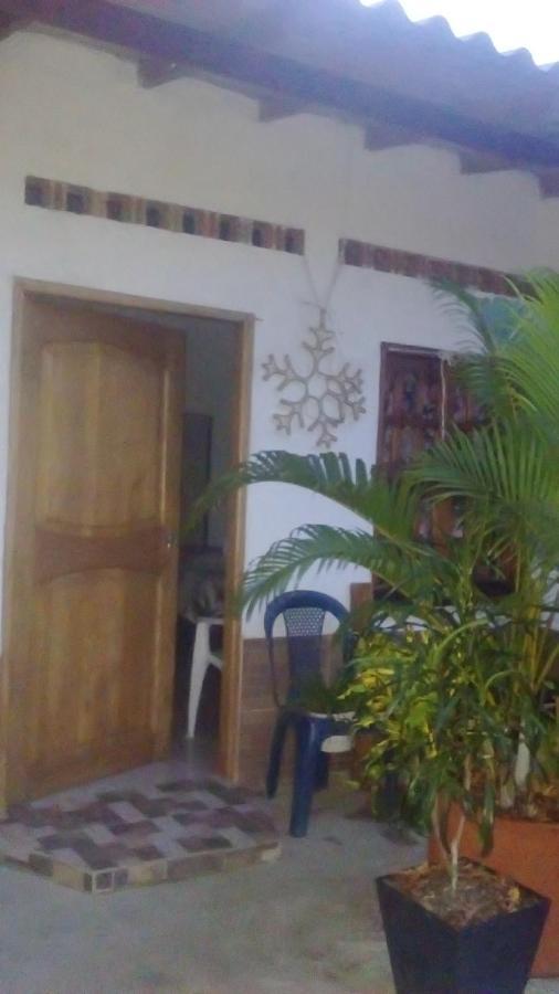 Habitacion Para Arrendar Por Dias Necoclí エクステリア 写真